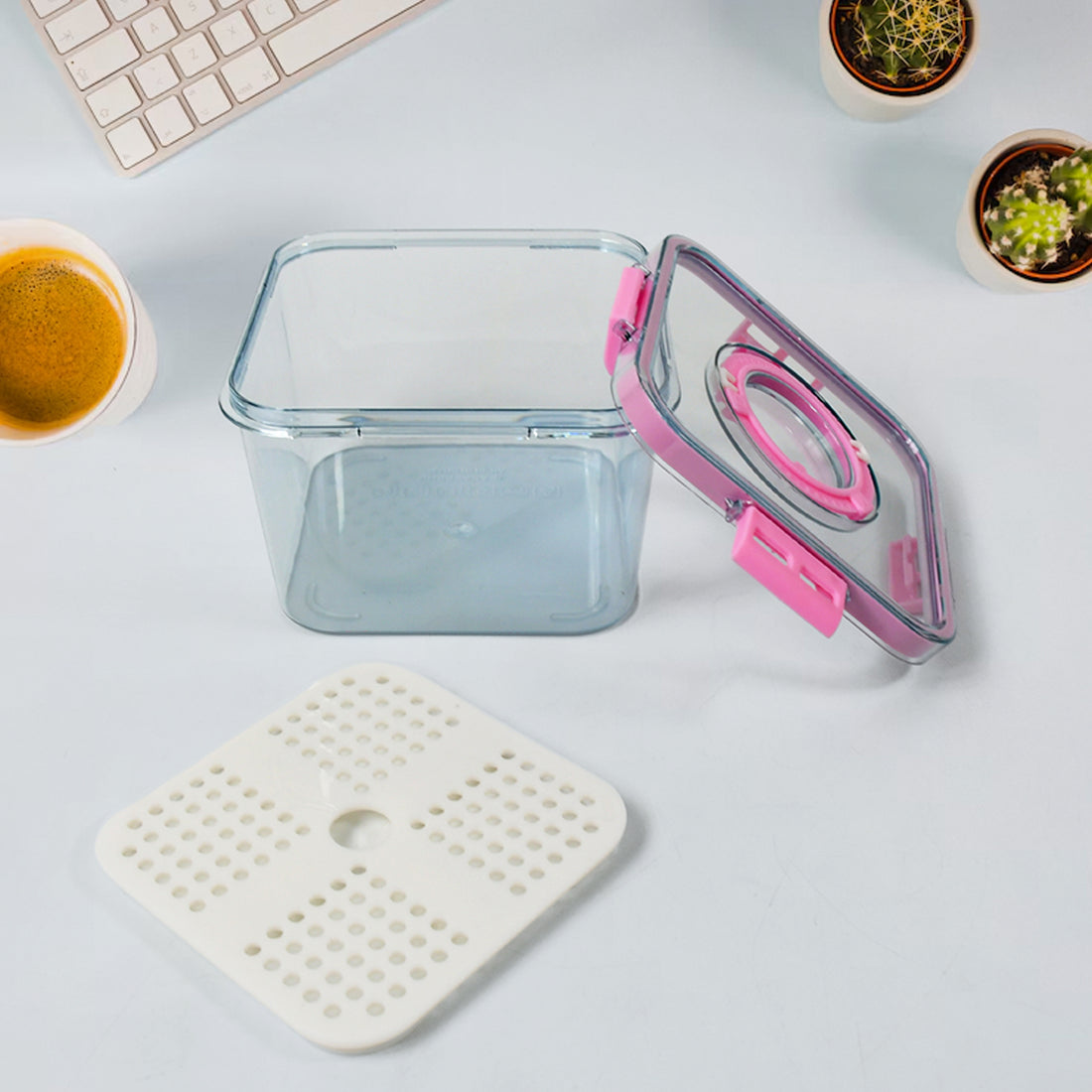 Airtight clear food storage container with lid, 1400ml